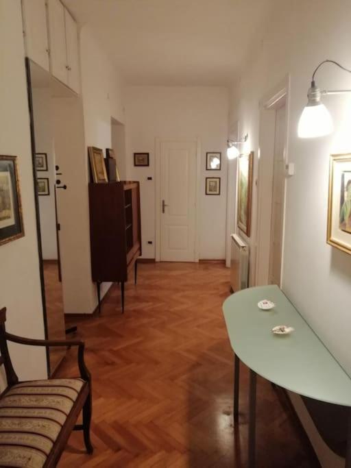 Spacious Attic Apartment Kandler トリエステ エクステリア 写真